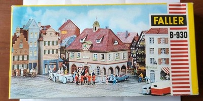FALLER KLEINSTADT RATHAUS B 930, OVP UNGEBAUT KOMPLETT TOP