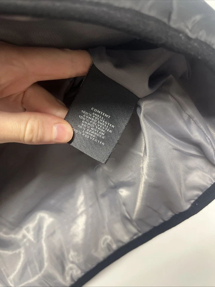 Chaleco Vince Camuto para mujer grande acolchado negro Foto 3 de 4