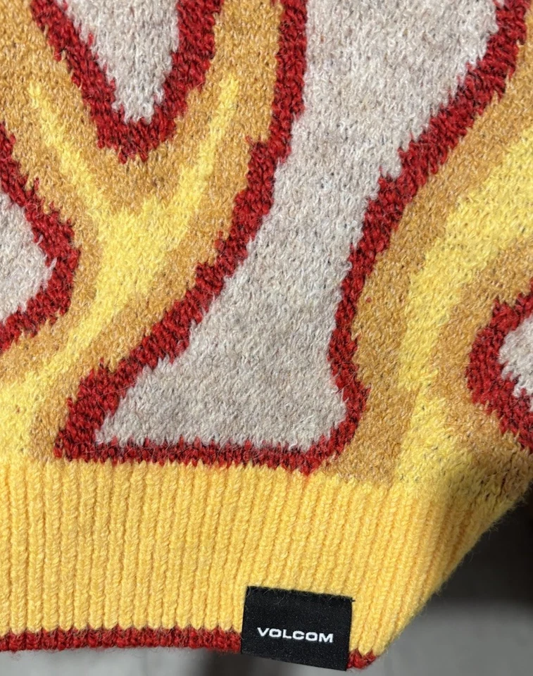 NWT Men’s Large Volcom Fergadelic Crew Neck Sweater Dirty White Colour W/flames - Image 3 of 4