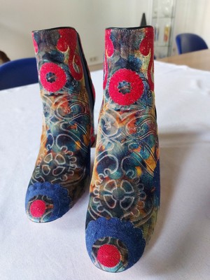 AQUAZZURA Stiefelette, absoluter Blickfang, stylisch und doch elegant