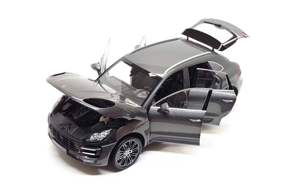 Minichamps 1:18 Porsche Macan Turbo in Agate Grey Metallic - Image 3 of 4