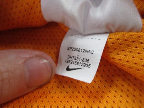Nike FC Barcelona Jacket Mens L Yellow Football Soccer Sports Track DH7831 836 - Picture 8 of 11