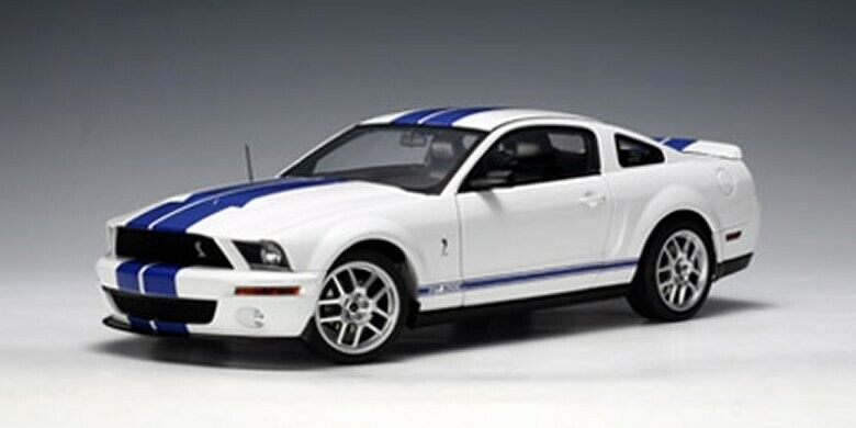 1/18 AUTOart 2005 Ford Mustang Shelby Gt500 Cobra White Blue 