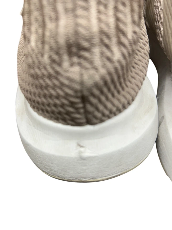 Adidas Beige Zapatos Atléticos para Correr Talla 7 Mujer Suela de Goma Ligeros Foto 4 de 4