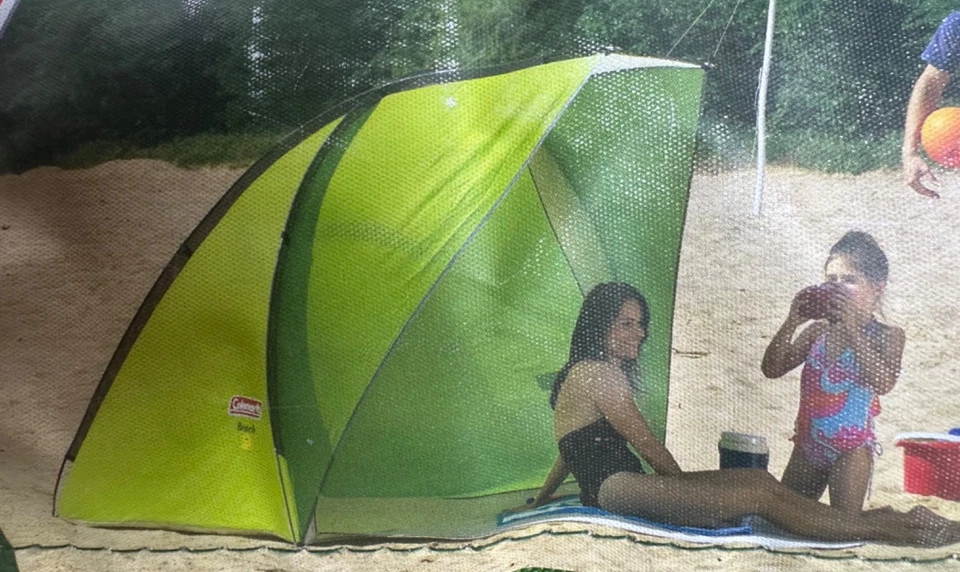 Carpa refugio sombra playa Coleman protección UV UPF 50+ verde 90" x 52,5" x 57" Foto 2 de 4