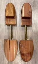 Rochester Shoes Tree Co. Men's Cedar Split-Toe Stretcher Shoes