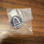 Vintage Gateway Lot of 2 Pinbacks/Lapel Pins Circle Logo & Red White Blue Flag — photo 3