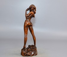 Exquisite Boxwood Beauty Ornament