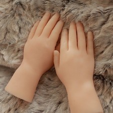1-Pairs Silicone Lifelike Children Hands Mannequin/Cute Small Hands Display Art