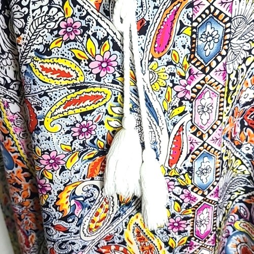 Maxi Vestido Boho Multicolor Estampado Paisley y Floral, Borlas en Escote Talla XL - Imagen 7 de 13