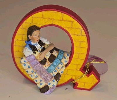 Westland WIZARD of OZ Letter Q  Quilt Of Dorothy Alpha Fig Wall Mount NewW/O Box