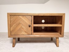 Oak Furnitureland Parquet Solid Oak TV Unit (£375 RRP)