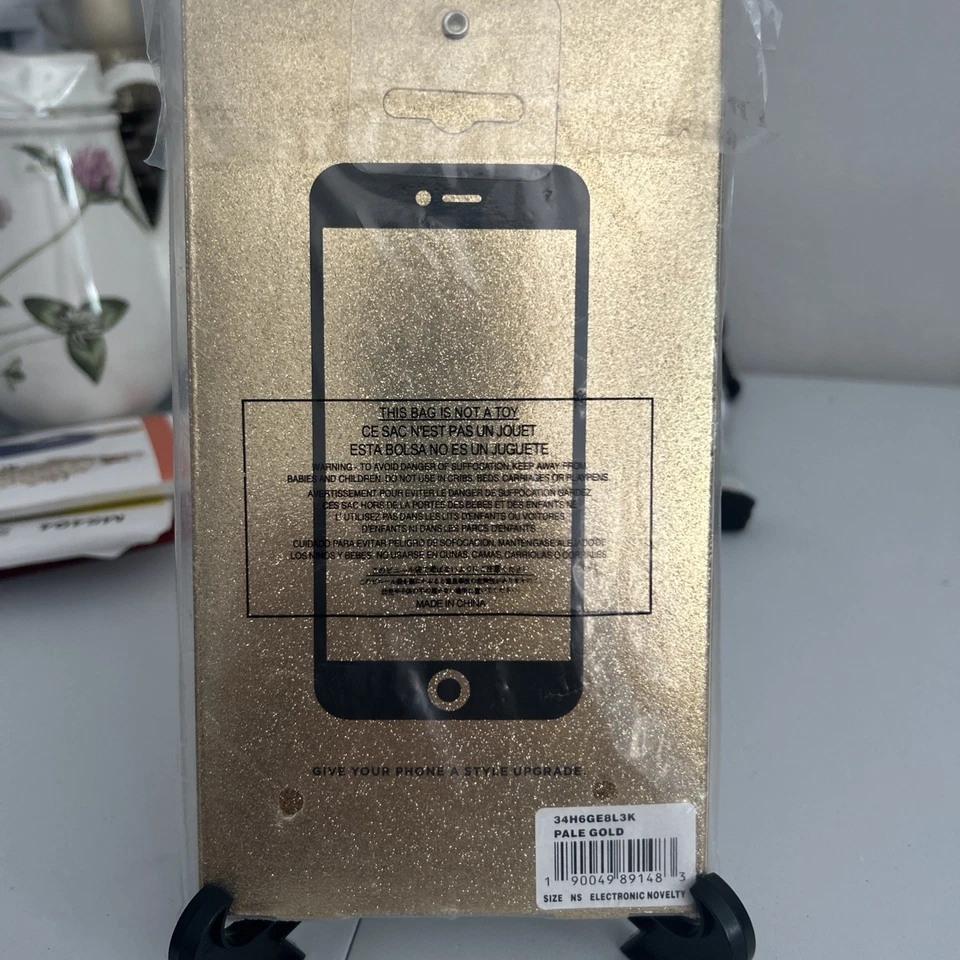 Michael Kors Snap-On Case  iPhone 6 Plus Gold - Image 3 of 3