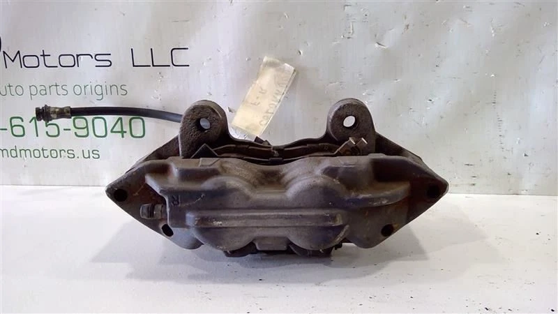 Pinza de freno delantera derecha Chevrolet Colorado 2019-2021 OEM 84737986 Foto 3 de 4