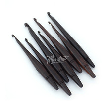 Soft Grip Wooden Crochet Hooks Set For Comfortable Crafting - Set of 7 Hooks