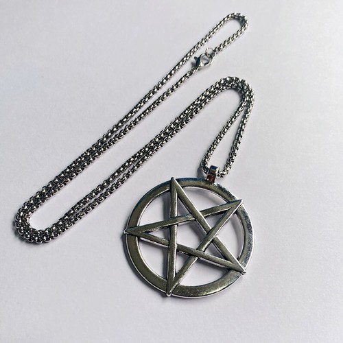 10PCS Inverted Pentagram Pendant 