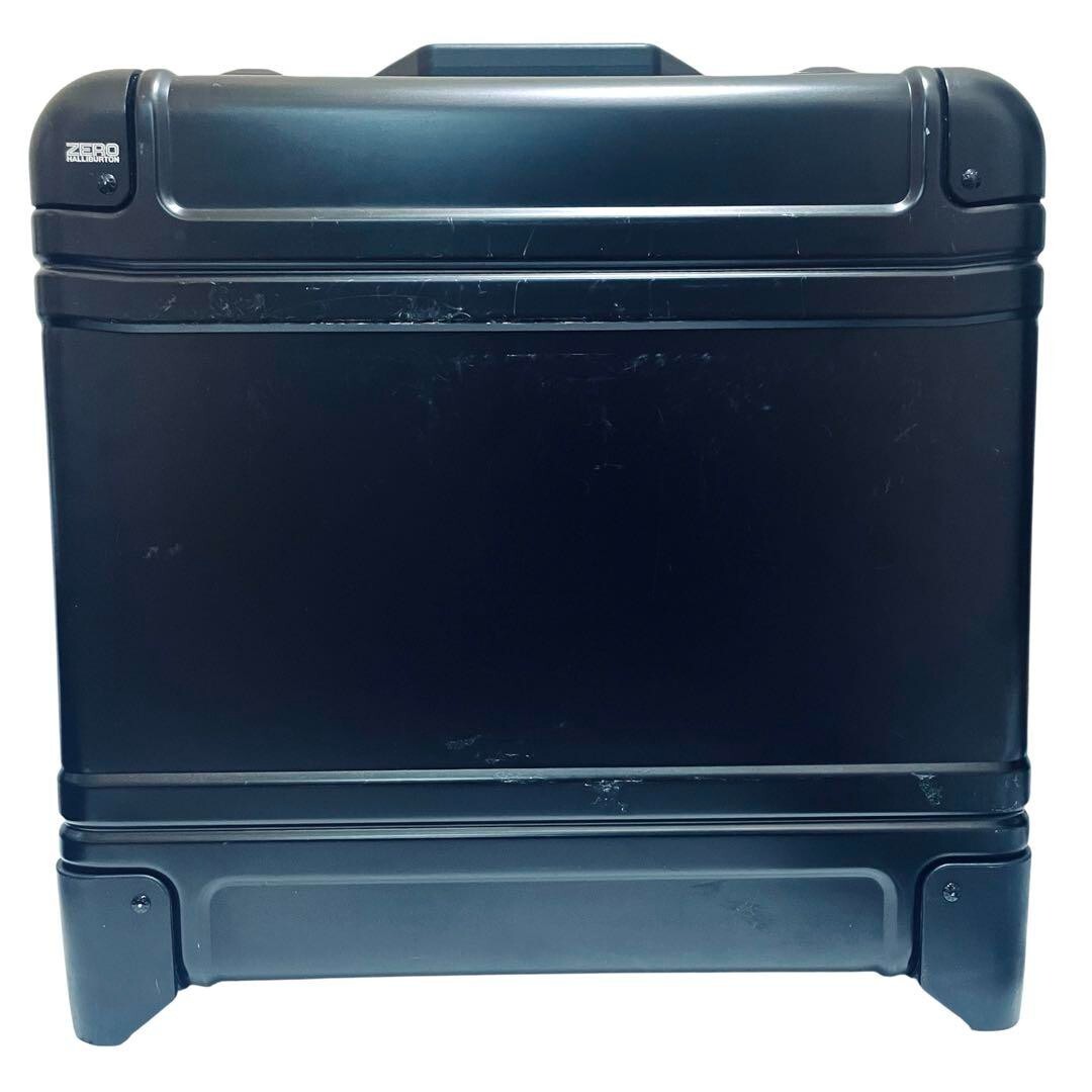 ゼロハリバートン Geo Aluminum 3.0 | Two-Wheel BK Geo Aluminum | International Carry-On Case – Zero Halliburton