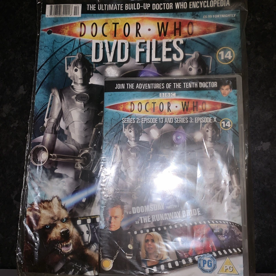 Doctor Who DVD Files Number 14 series 2 episodes 13 & series 3 episode X - Image 3 of 3