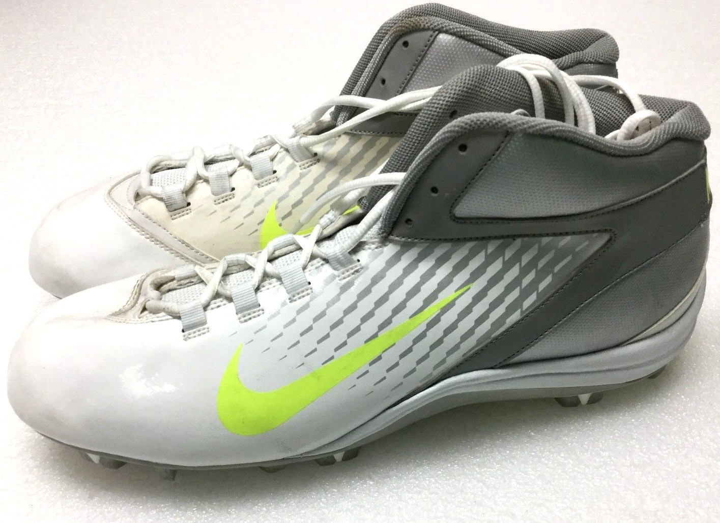 Nike SpeedLax 3 LaCrosse Cleats, Mens Lightweight LAX Athletic Cleat