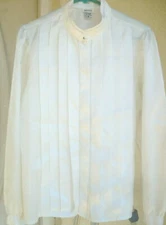 VTG NICOLA SILKY SATIN SOLID WHITE 14 M HIGH NECK PLEATED VICTORIAN LOOK BLOUSE