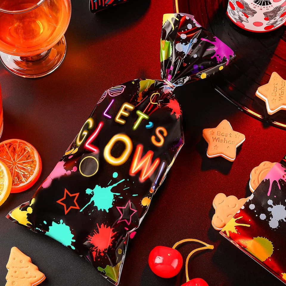 Bolsas de regalos con temática de neón Let'S Glow 100 piezas - Celular para fiesta de cumpleaños que brilla en la oscuridad Foto 2 de 4
