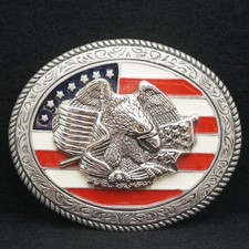 WB03106 VINTAGE 1980s  BALD EAGLE ON AMERICAN FLAG  PATRIOTIC BELT BUCKLE