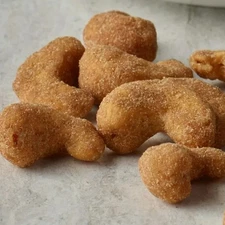 CINNAMON & BROWN SUGAR ROASTED WHOLE CASHEWS-BULK VALUE BAG LIMITED PICK NOW!!!!
