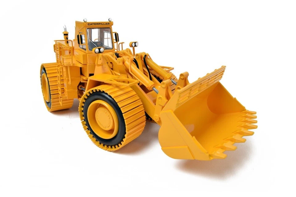 Caterpillar Cat 992B Wheel Loader Beadless Tire Version CCM 1:48 Scale Model New - Image 4 of 4