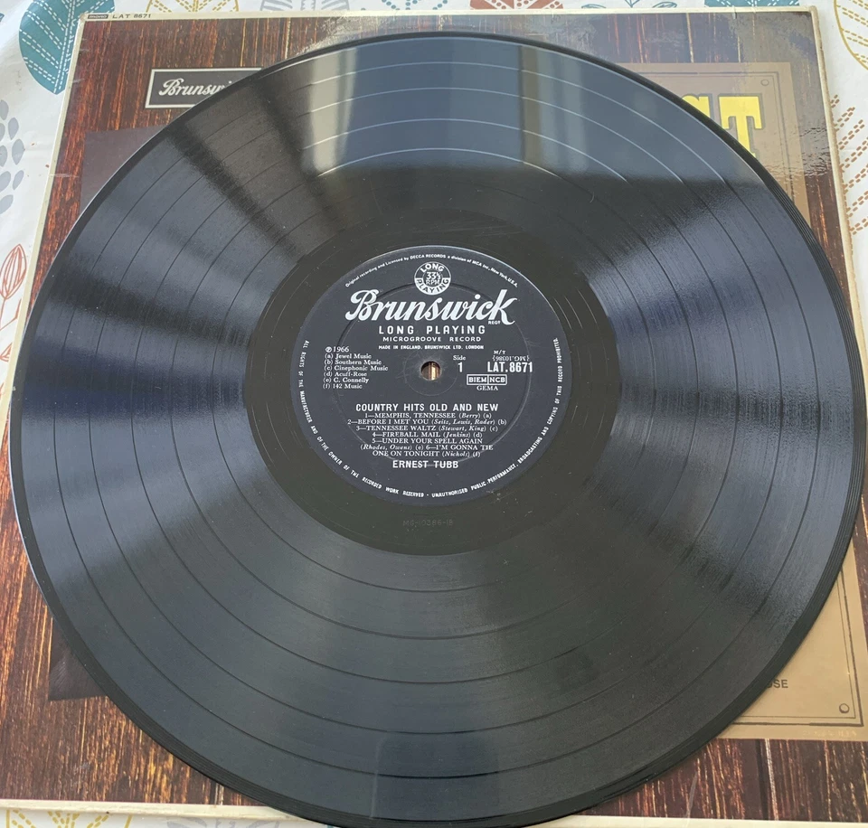 ERNEST TUBB COUNTRY HITS OLD AND NEW VINYL LP - Image 4 of 4