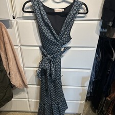 Tory Burch Midi Ruffled Wrap Dress in Black Batik Medallion Size 14 Beach Cruise