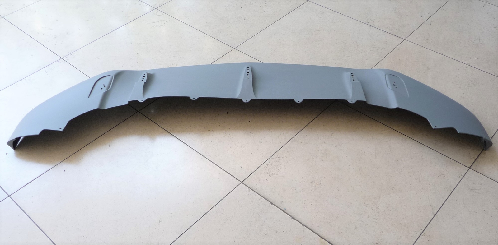 21-22 Bentley Bentayga Gen 2 BY636-2 Front Bumper Lower Splitter Diffuser OEM