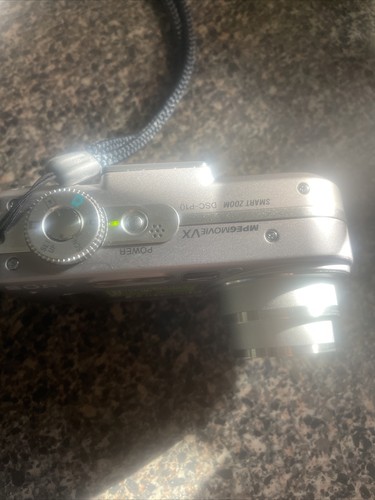 Sony Cyber-shot DSC-P10 5.0MP Compact Camera Body Silver Tested & Ready - Picture 3 of 4
