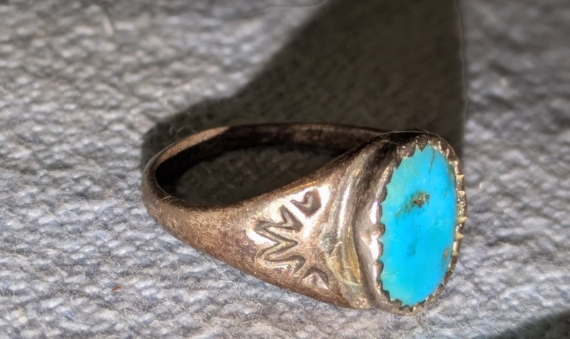 VINTAGE TURQUOISE  STONE STERLING SILVER 925 RING HANDCRAFTED SIGNED SIZE 7.5