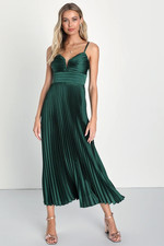 NWT lulus Fabulous Perfection Emerald Green Satin Pleated Midi Dress