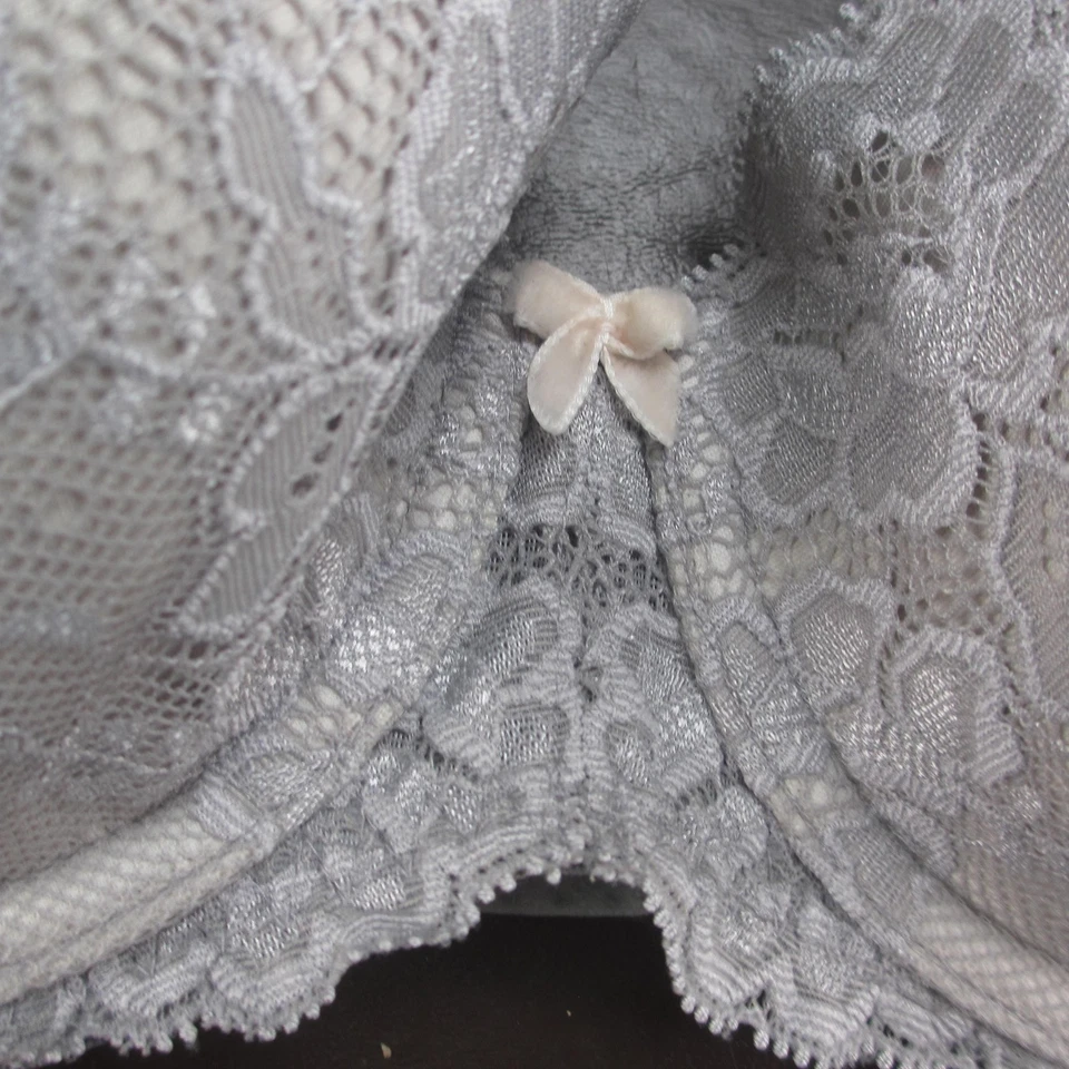 Sujetador Victoria's Secret para mujer 32DD forrado de encaje demi con aros lazo floral íntimo Foto 3 de 4