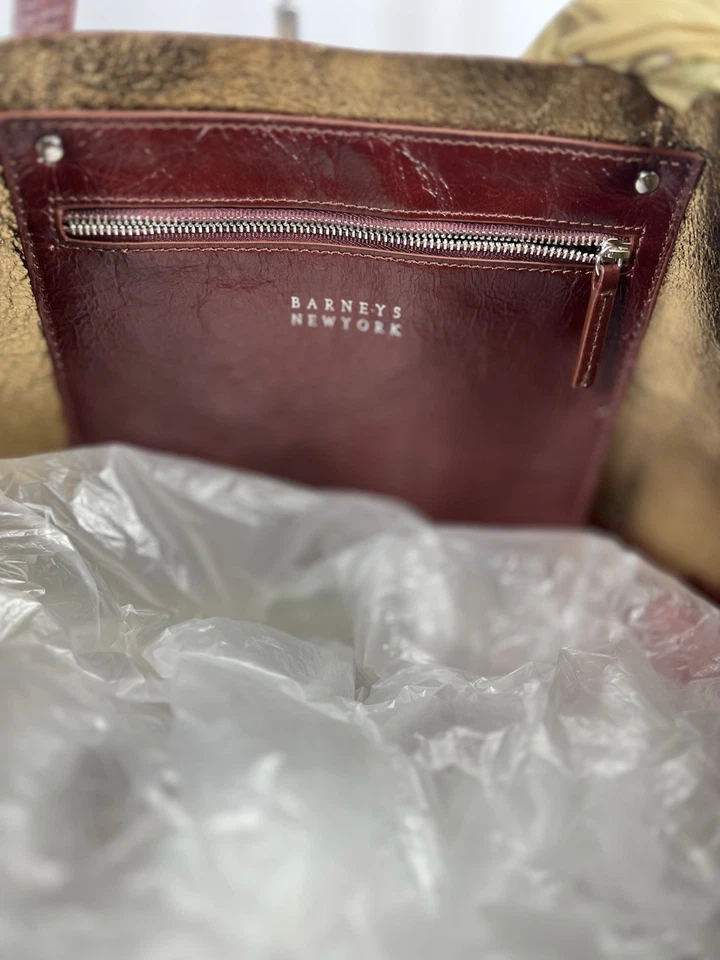 Bolsa Barneys New York Couro Texturizado Borgonha Bolsa Tote Grande Forro Metálico - Imagem 4 de 4