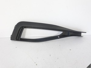 VW Passat B8 3G0 Facelift Bj.18-23 Basis Gitter Grill in Stoßstange Vorne Rechts