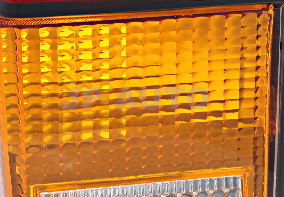 Комплект задних фонарей со стороны водителя и пассажира для Jeep Cherokee 1984-1996 годов выпуска - Изображение 4 из 4