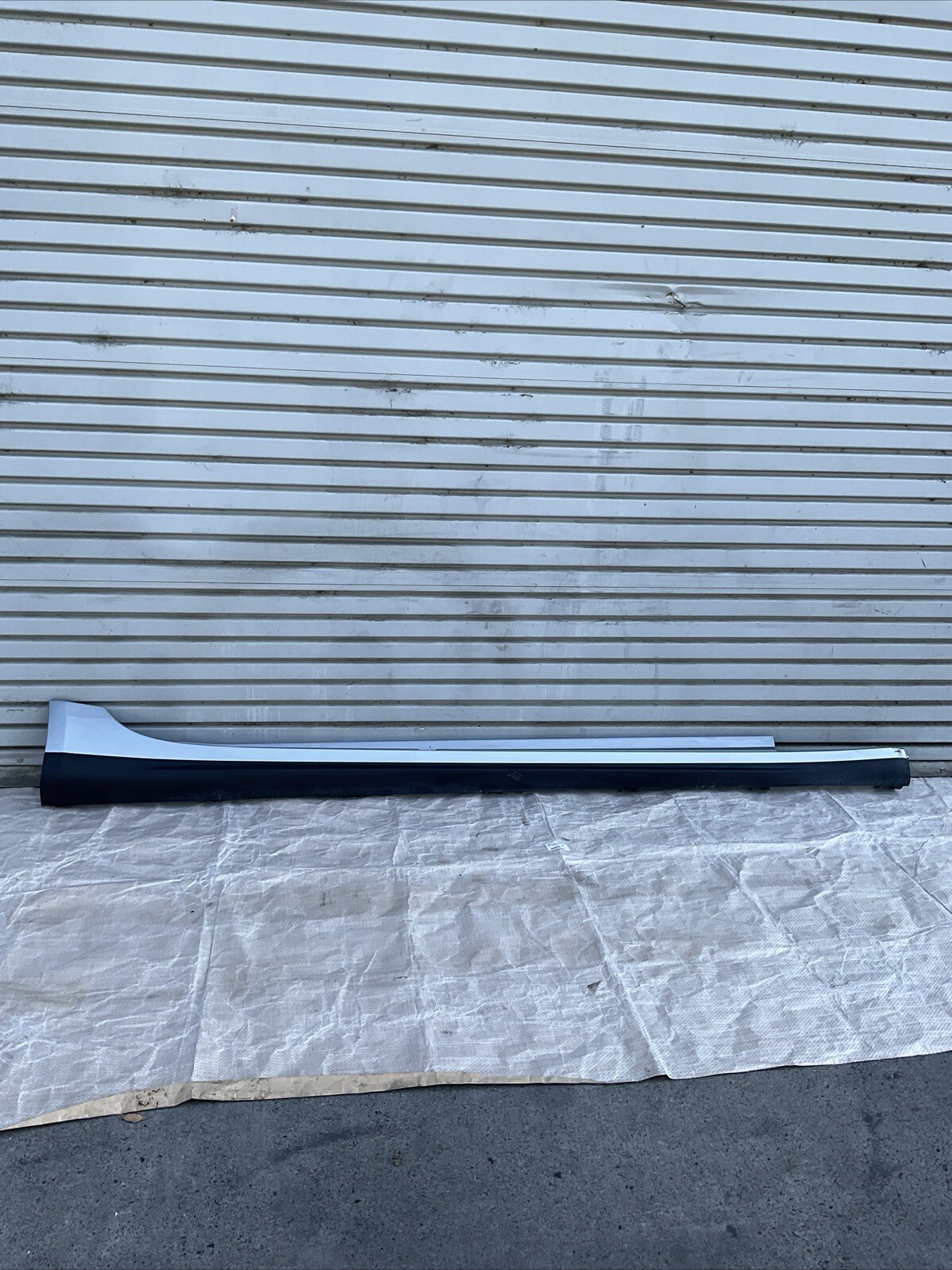 14-22 Maserati Quattroporte Q4 Rocker Panel Side Skirt Right Side OEM 26K