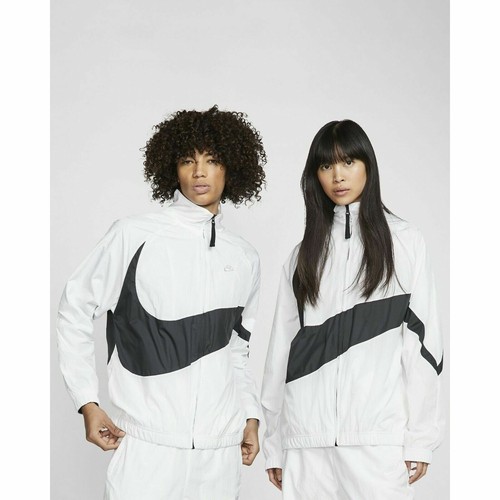 Nike Sportswear Big Swoosh Logo Woven 
