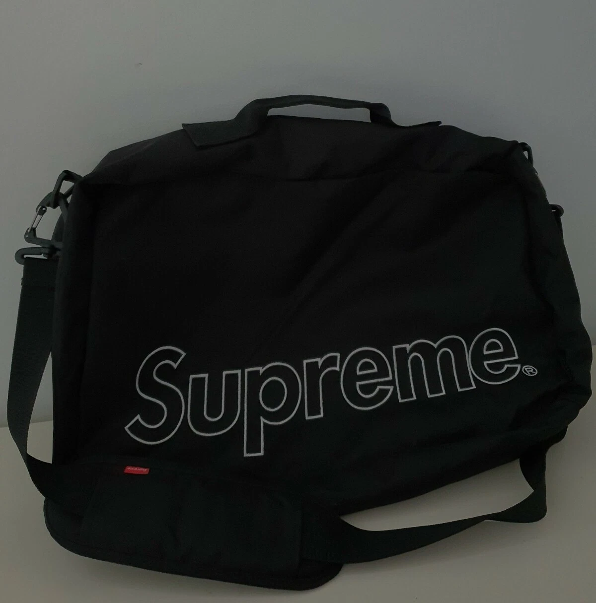 Sac de voyage FW19 Supreme noir boîte messager logo résistant à l'eau sac de sport gym 
