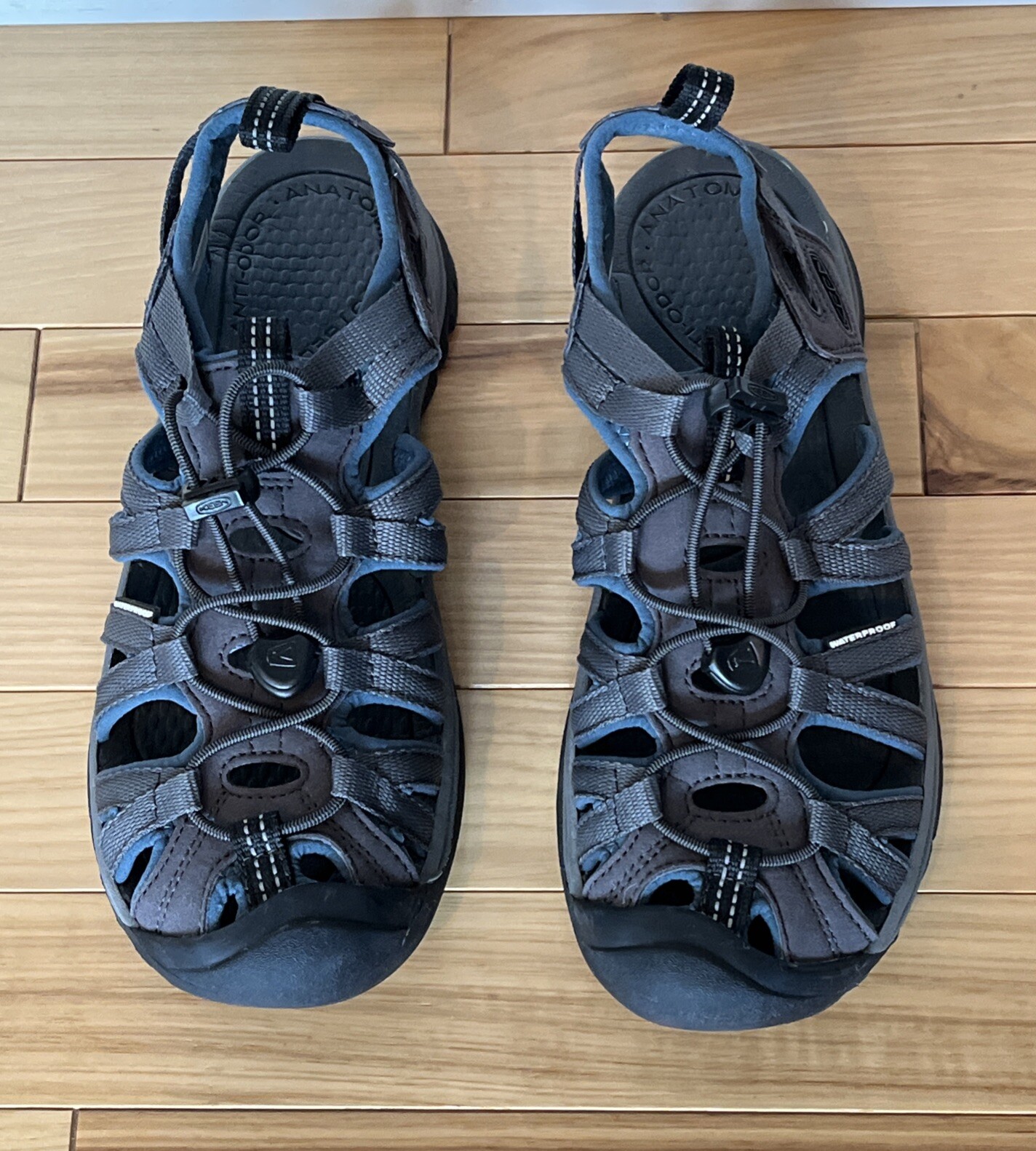 KEEN Sandali Donna Whisper Punta Chiusa Calamita Tappezzeria Donna 7 5