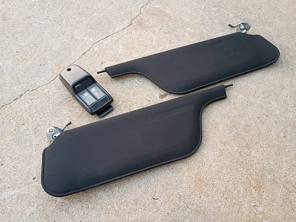 Cadillac Deville 1989-1993 parasoles y mapa claro tela negra Foto 2 de 4