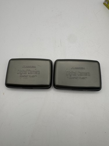 2 Pc  Hakuba  HARD CASE memory cards storage for OLYMPUS smart media cards
