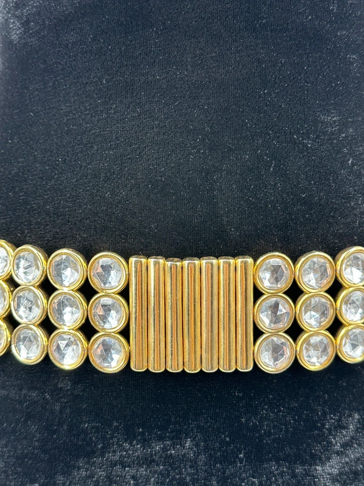 Cinturón retro para mujer tono dorado plástico moldeado duro estrás acento talla única Italia Foto 2 de 4