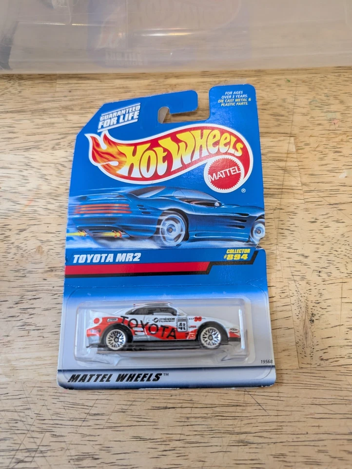 Vintage Rare 1998 Hot Wheels White Toyota MR2 #894  - Image 2 of 4