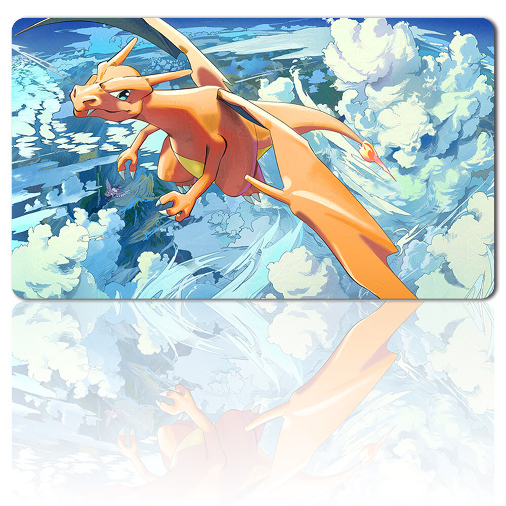 Tappetino Da Gioco Pokémon TCG Con Charizard: Playmat Gigante 60x35cm, Antiscivolo, Perfetto Anche Come Mousepad! - Foto 2