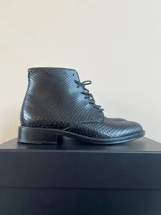 Stivali stringati Saint Laurent Paris Army 20 con pitone in rilievo neri nuovi con scatola 4