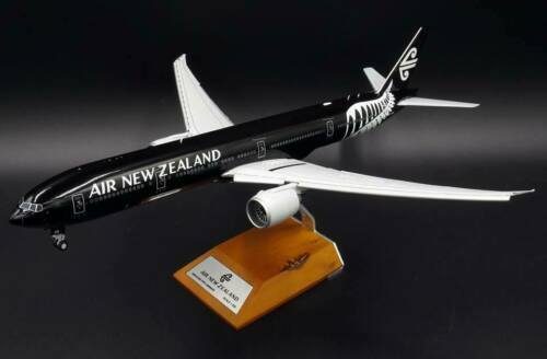 JC Wings 1:200 ANA All Nippon Airways Boeing B747SR-81 