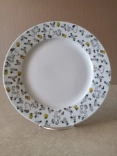 Peanuts Snoopy Floral Dinner Plate.